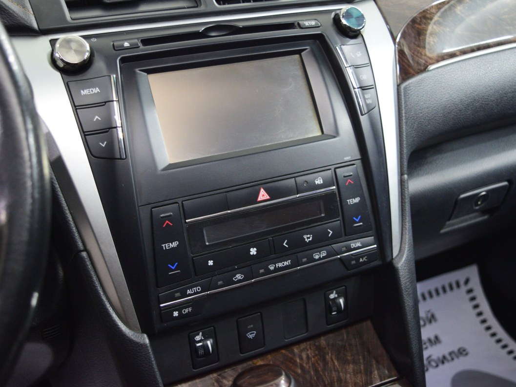 Toyota Camry Элеганс Плюс 2.5 АКПП фото 17