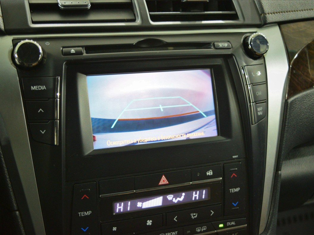 Toyota Camry Элеганс Плюс 2.5 АКПП фото 18