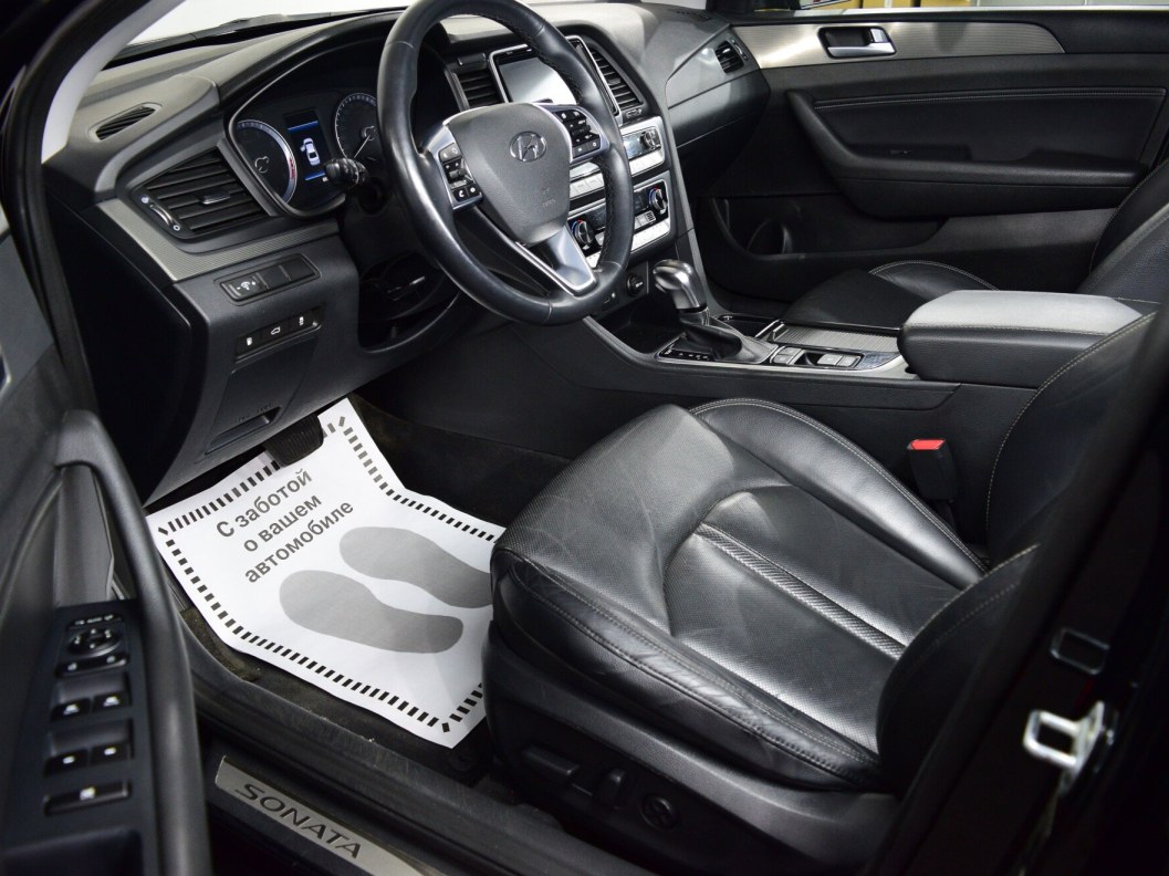 Hyundai Sonata Lifestyle 2.4 АКПП фото 9