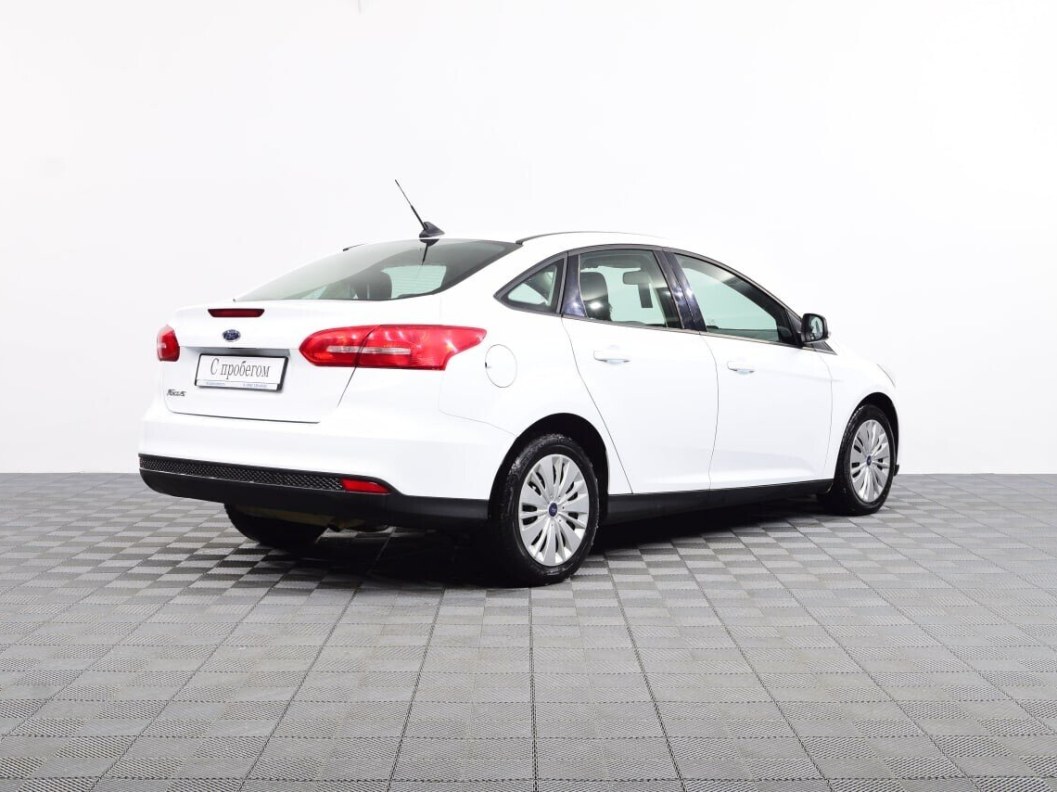 Ford Focus Trend 1.6  фото 6