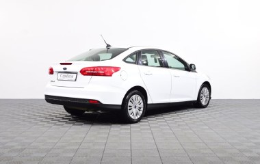Ford Focus Trend 1.6  превью 6