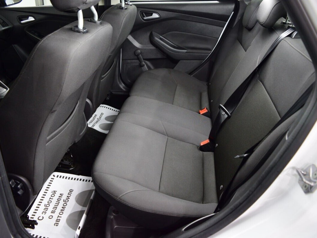 Ford Focus Trend 1.6  фото 13