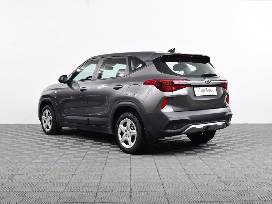 Kia Seltos 4WD CVT фото 8