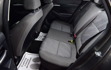 Kia Seltos 4WD CVT превью 13