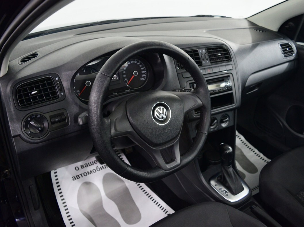 Volkswagen Polo Comfortline 1.6 АКПП фото 14