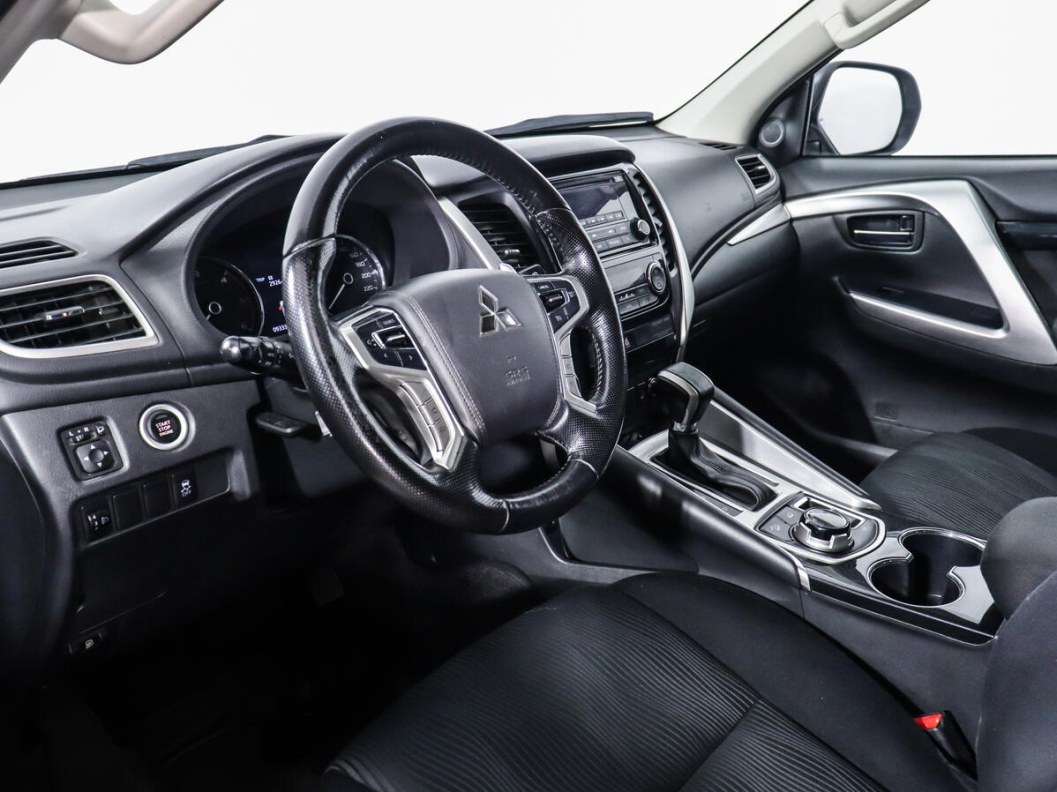Mitsubishi Pajero Sport Instyle S88 3.0 АКПП фото 9