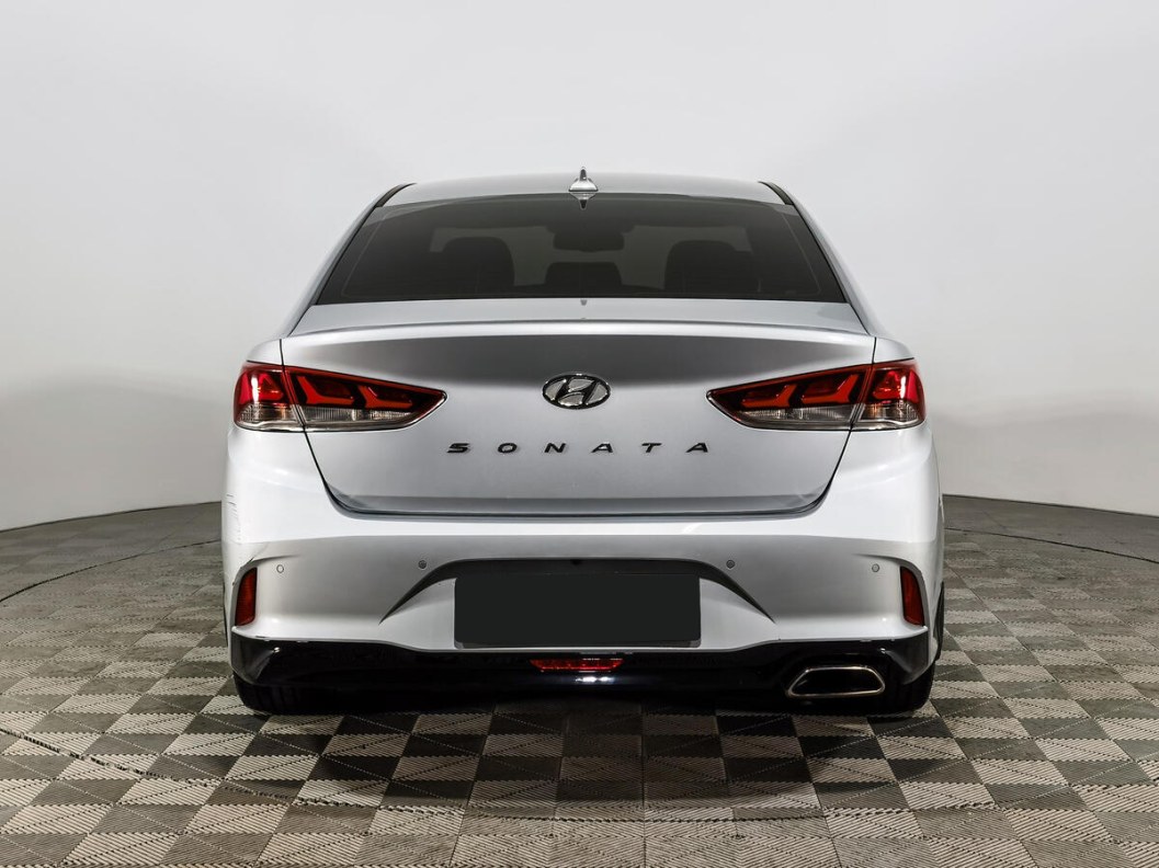 Hyundai Sonata Lifestyle 2.0 АКПП фото 5