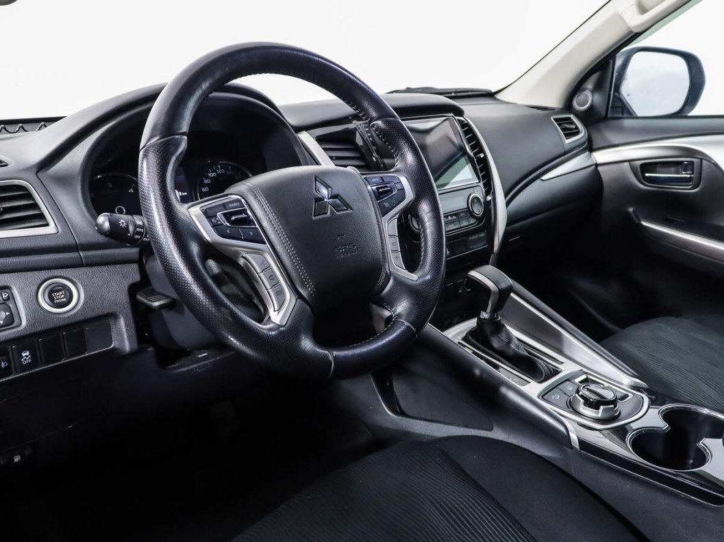 Mitsubishi Pajero Sport Intense S92 2.4 АКПП фото 9