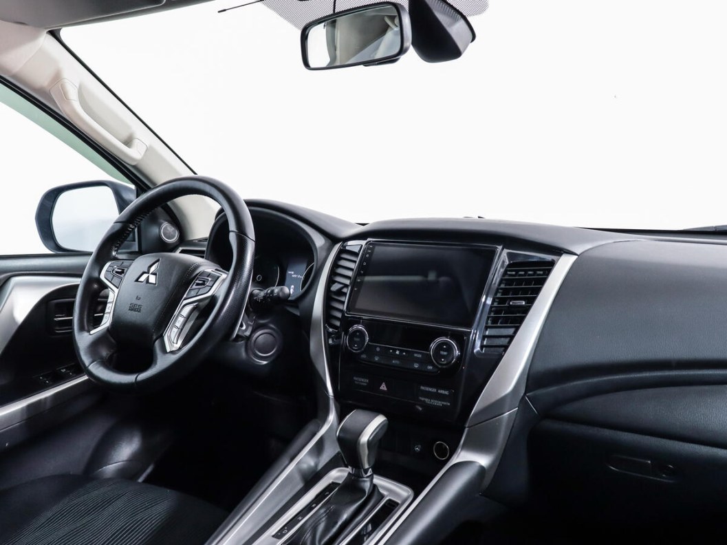 Mitsubishi Pajero Sport Intense S92 2.4 АКПП фото 11