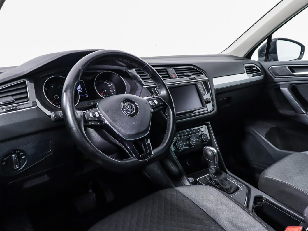 Volkswagen Tiguan Comfortline 1.4 DSG фото 9