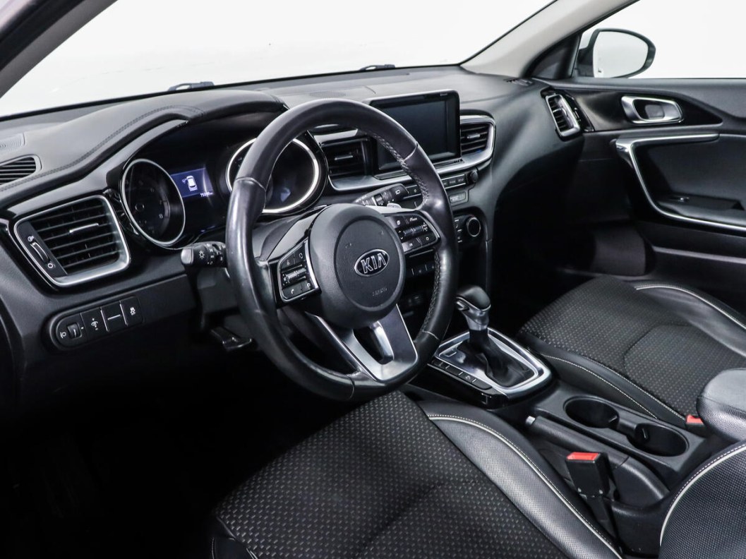 Kia Ceed Luxe 1.6 АКПП фото 9