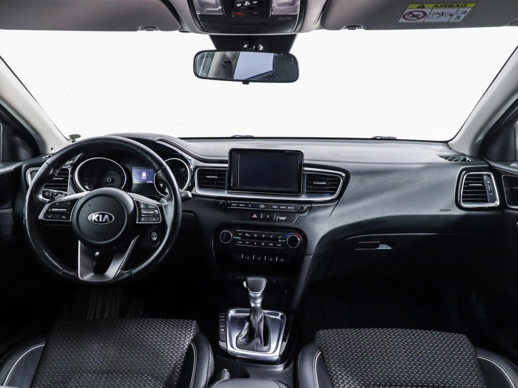 Kia Ceed Luxe 1.6 АКПП фото 10