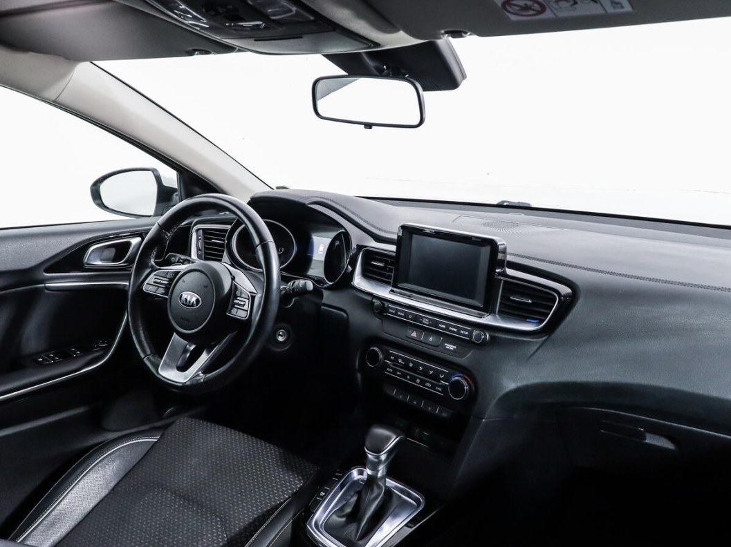 Kia Ceed Luxe 1.6 АКПП фото 11