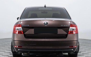 Skoda Octavia Style 1.4 DSG превью 7