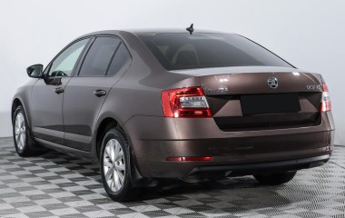 Skoda Octavia Style 1.4 DSG превью 8