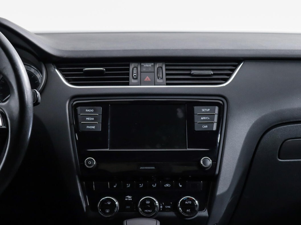 Skoda Octavia Style 1.4 DSG фото 14