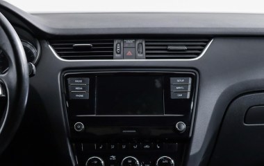 Skoda Octavia Style 1.4 DSG превью 14