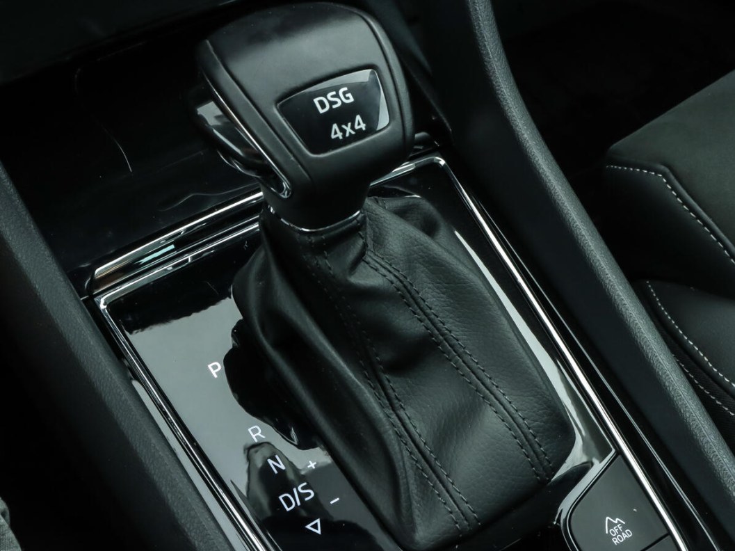 Skoda Karoq 2.0 DSG фото 15