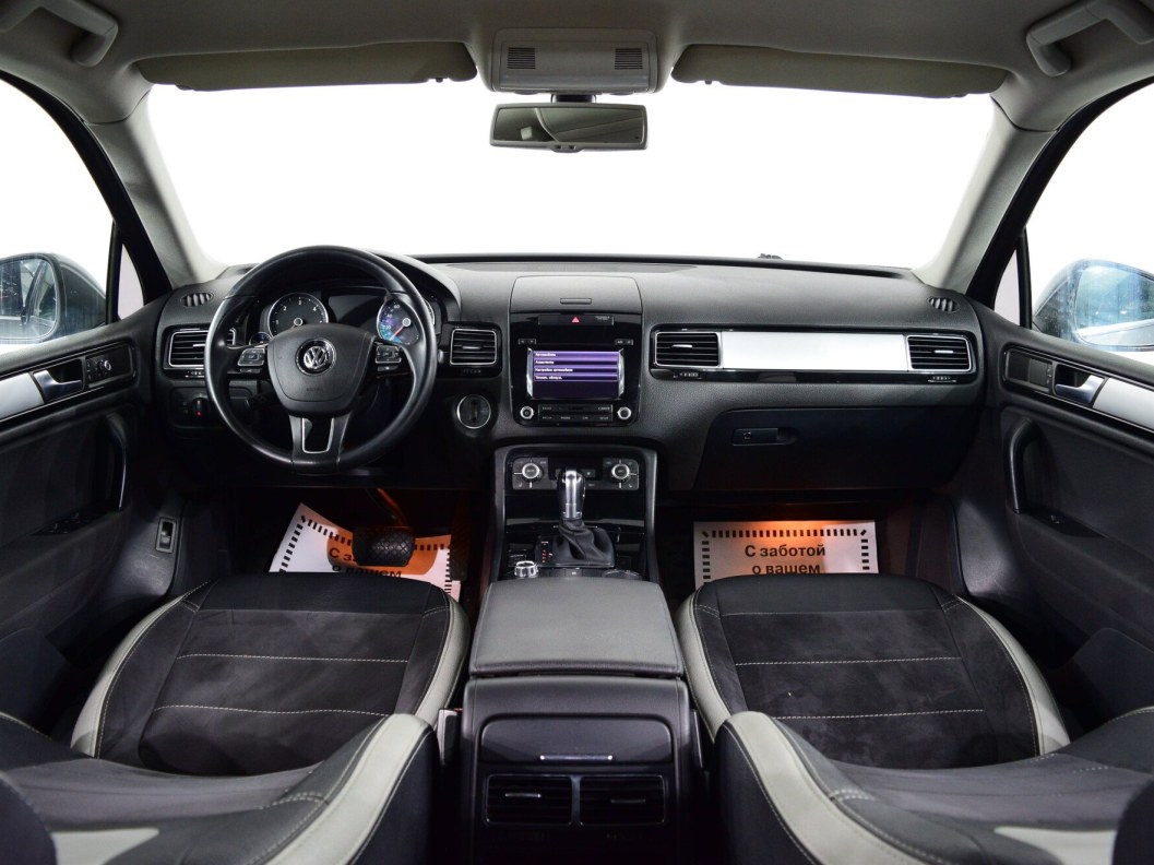 Volkswagen Touareg V6 TDI 3.0  фото 10