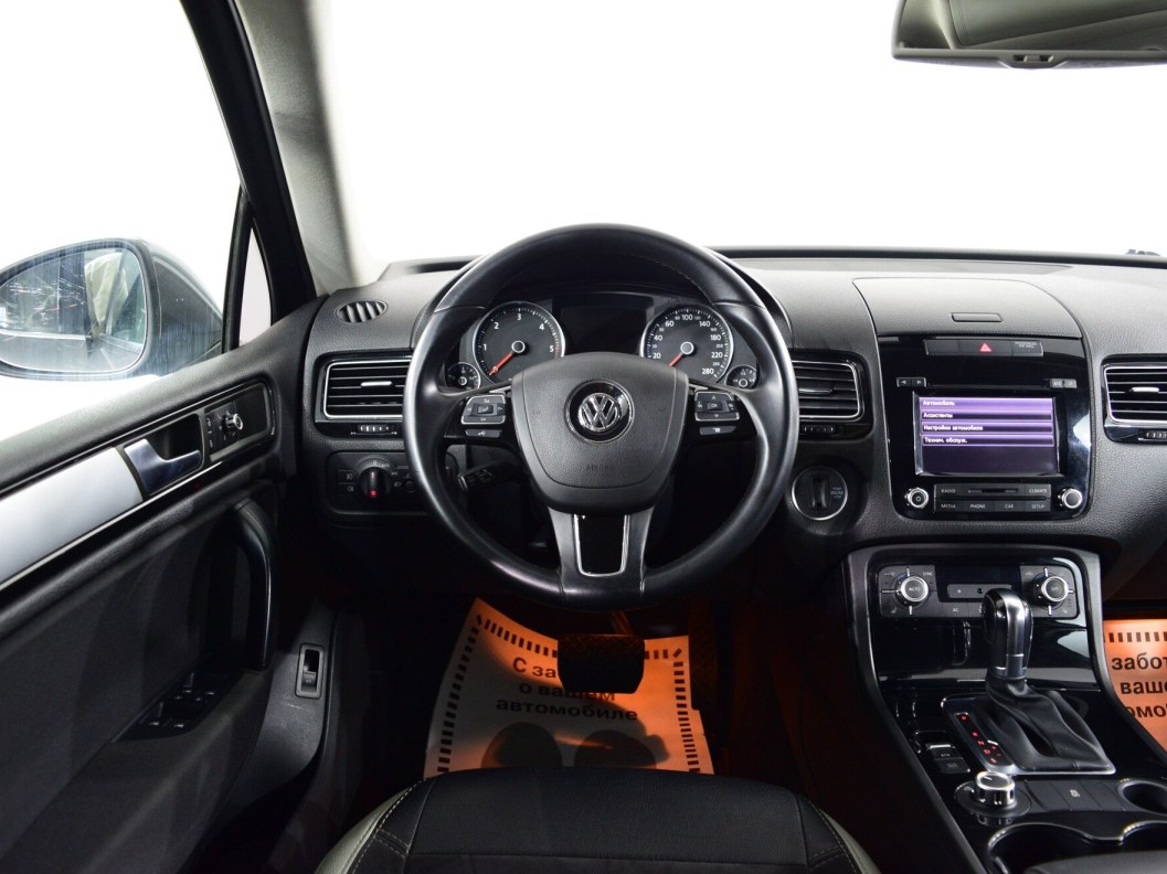 Volkswagen Touareg V6 TDI 3.0  фото 14