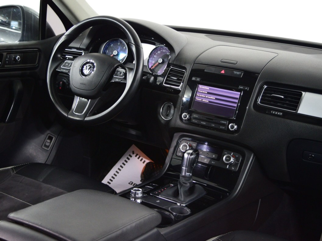 Volkswagen Touareg V6 TDI 3.0  фото 20