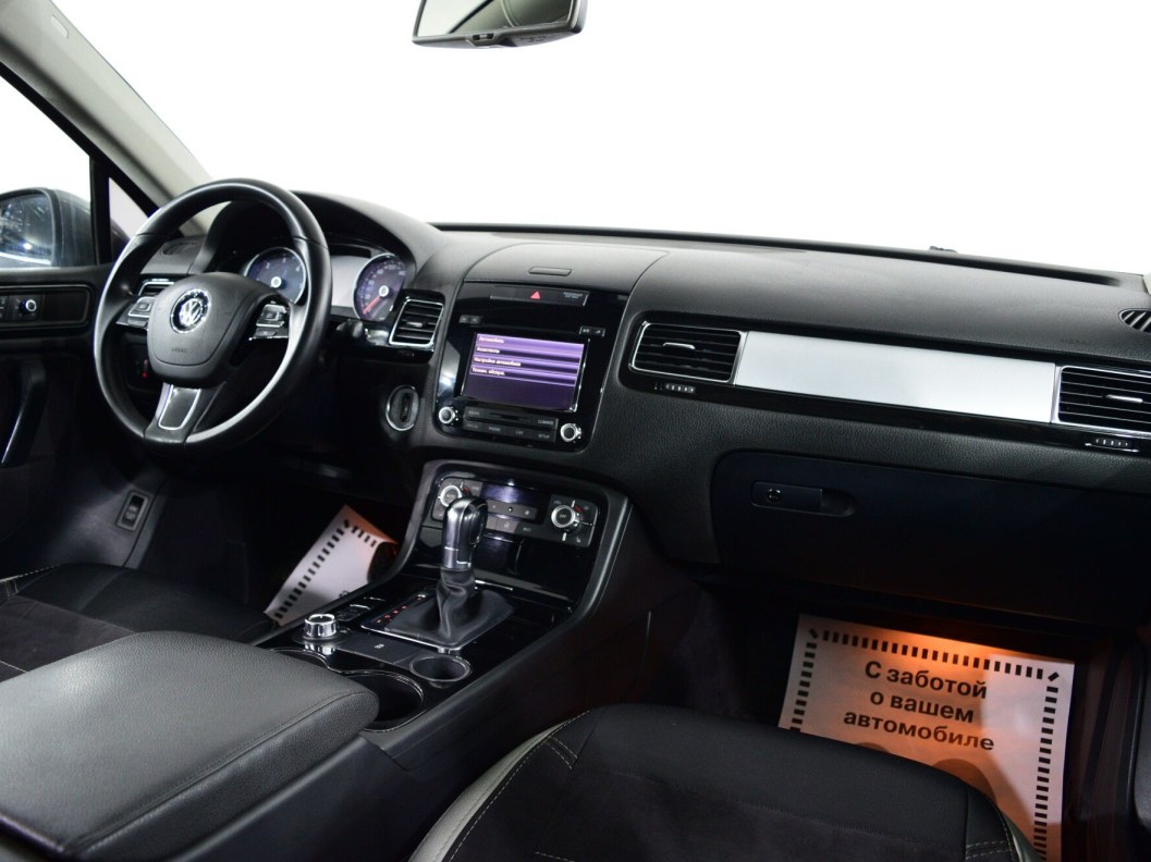 Volkswagen Touareg V6 TDI 3.0  фото 21