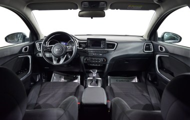 Kia Ceed Luxe 1.6 АКПП превью 10
