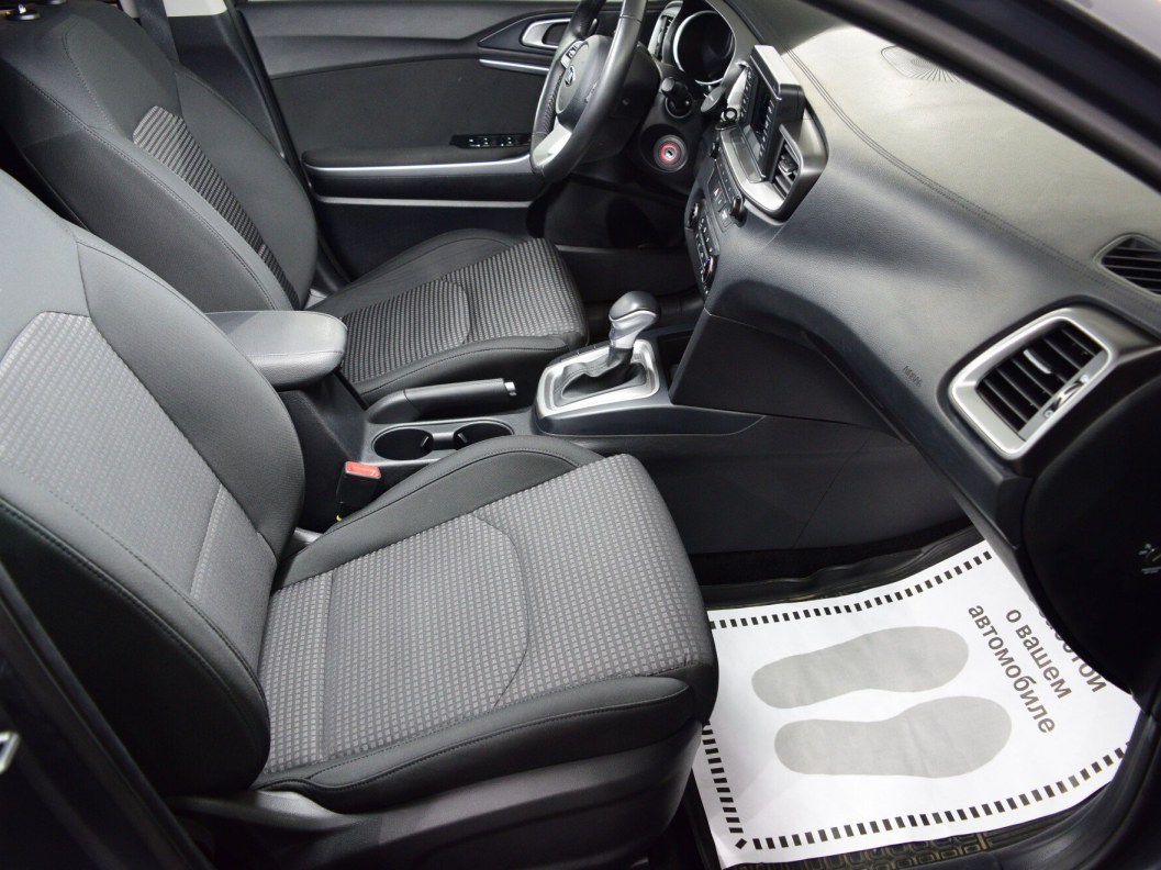 Kia Ceed Luxe 1.6 АКПП фото 11