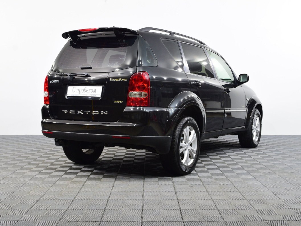 SsangYong Rexton Luxury Family 2.7 АКПП фото 7