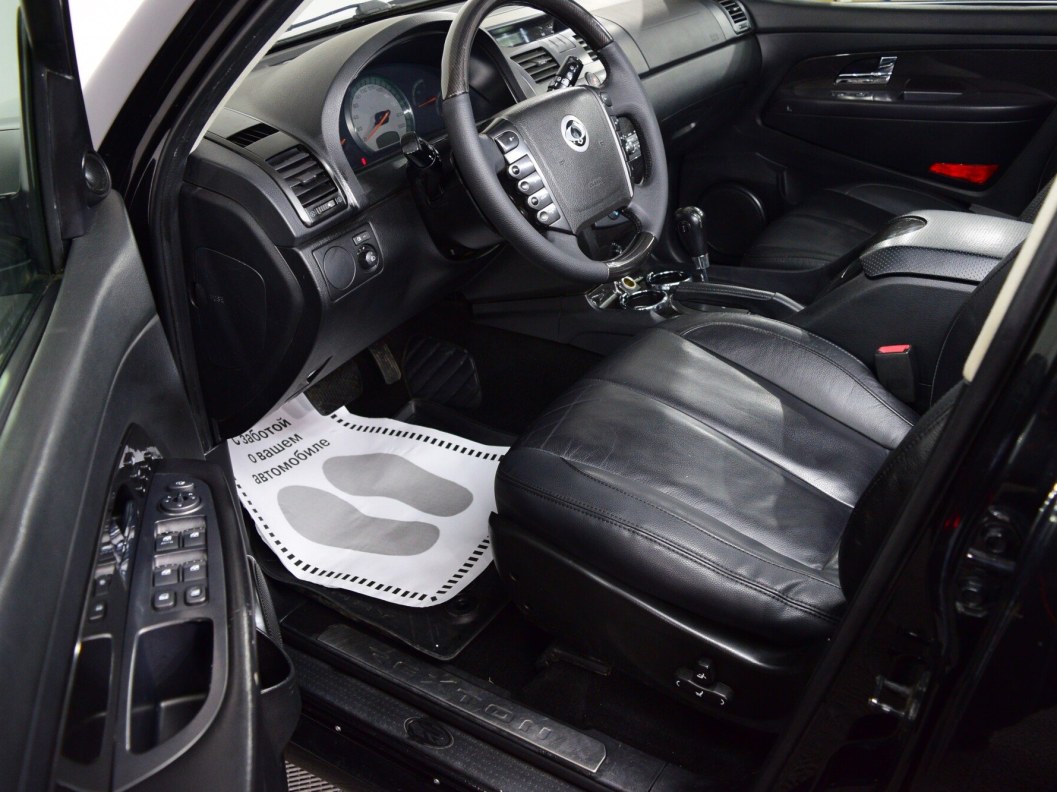 SsangYong Rexton Luxury Family 2.7 АКПП фото 9
