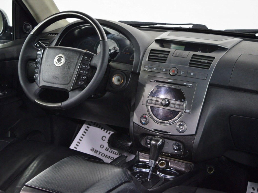 SsangYong Rexton Luxury Family 2.7 АКПП фото 18
