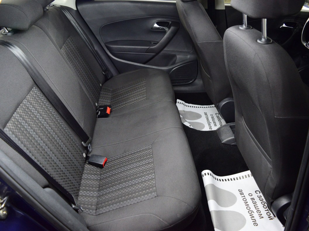 Volkswagen Polo Comfortline 1.6 АКПП фото 11