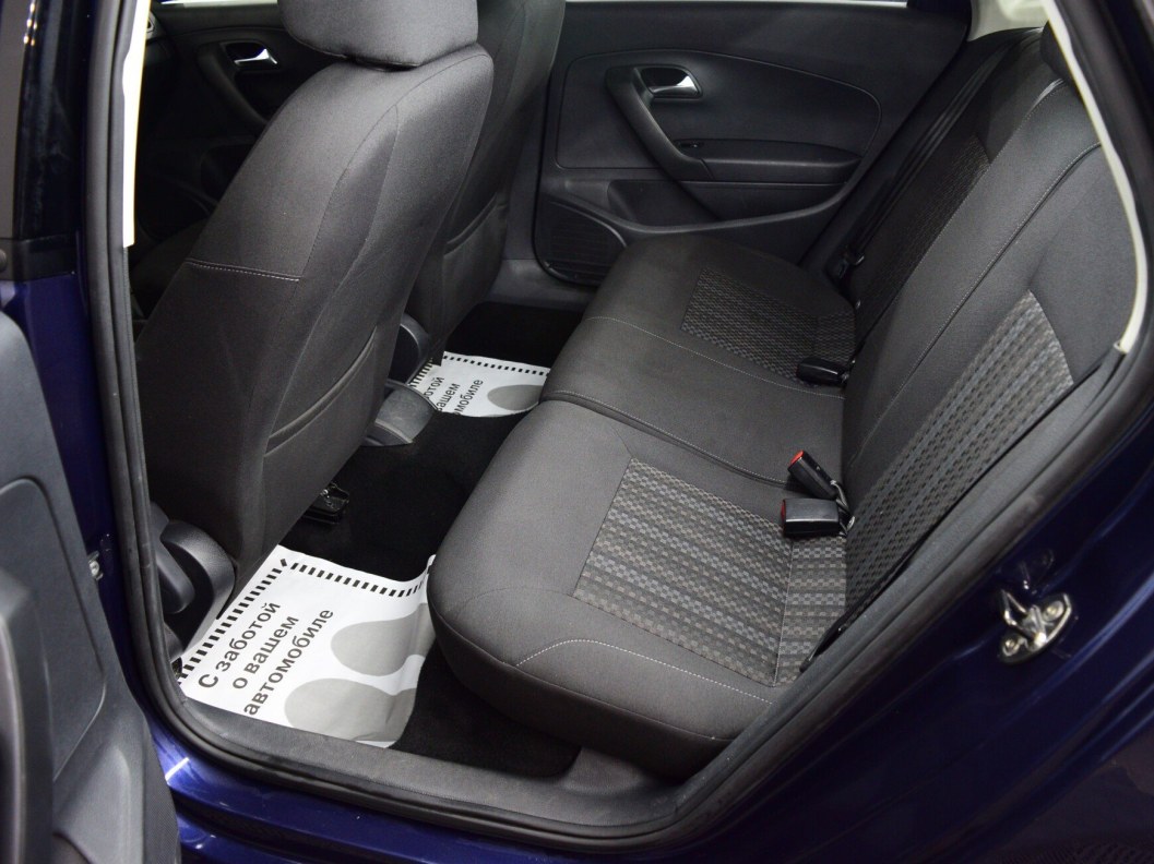 Volkswagen Polo Comfortline 1.6 АКПП фото 12