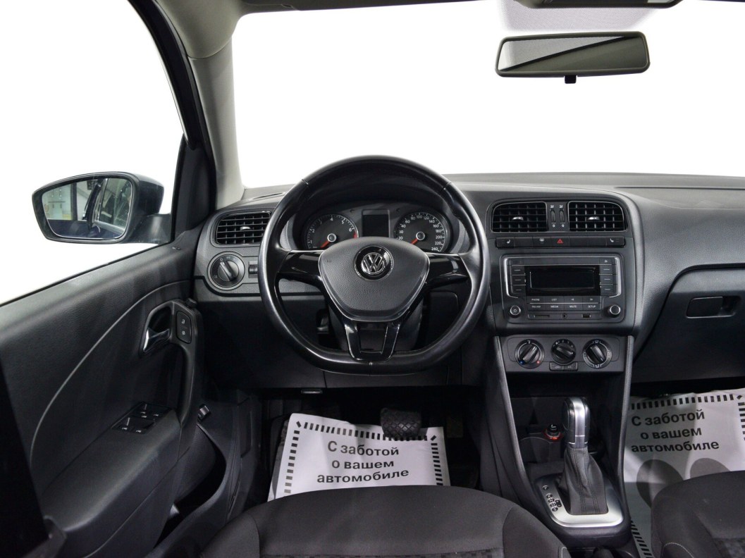 Volkswagen Polo Comfortline 1.6 АКПП фото 14