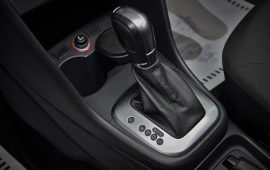 Volkswagen Polo Comfortline 1.6 АКПП превью 16