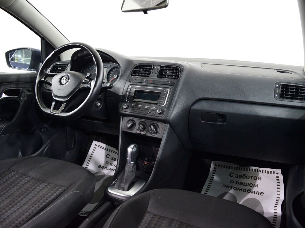 Volkswagen Polo Comfortline 1.6 АКПП фото 18