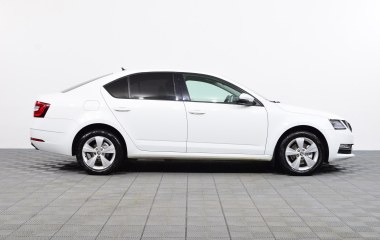 Skoda Octavia Style 1.4 DSG превью 4
