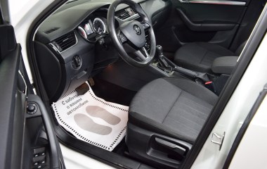 Skoda Octavia Style 1.4 DSG превью 9