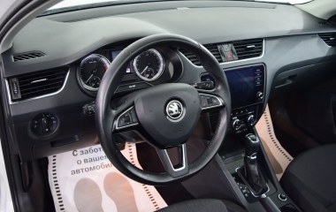 Skoda Octavia Style 1.4 DSG превью 14