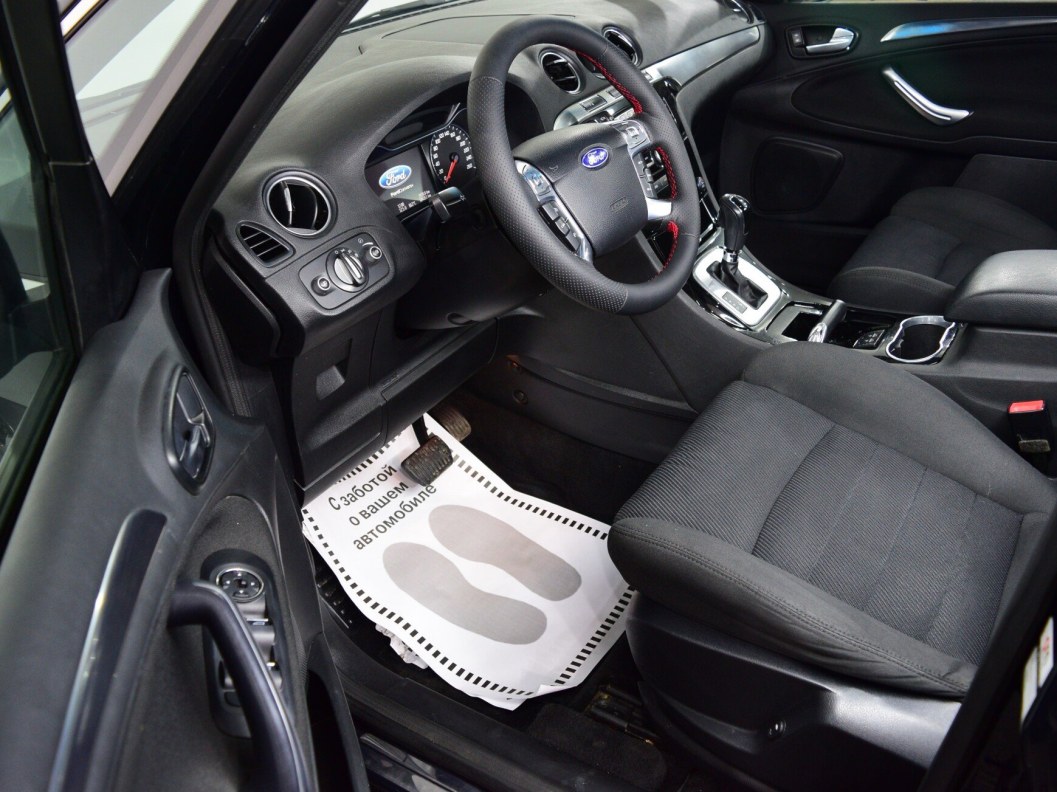 Ford S-Max Titanium 2.0  фото 9