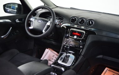 Ford S-Max Titanium 2.0  превью 16