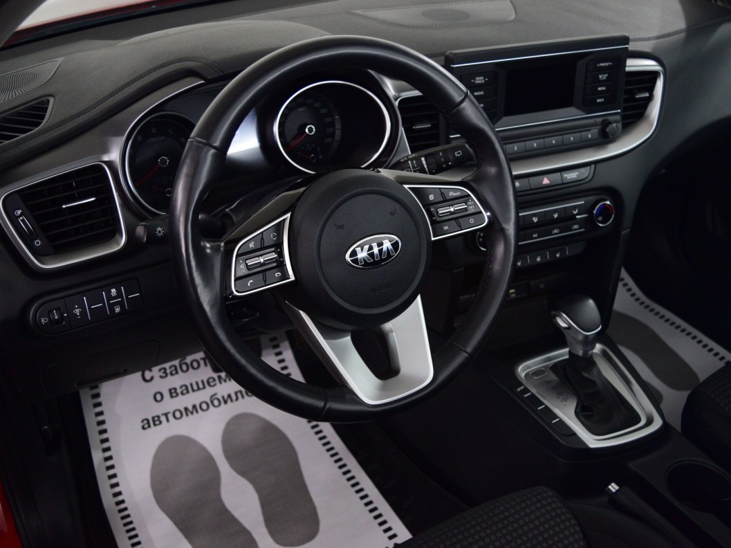 Kia Ceed Luxe 1.6 АКПП фото 15