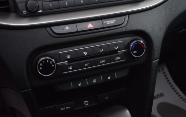 Kia Ceed Luxe 1.6 АКПП превью 18