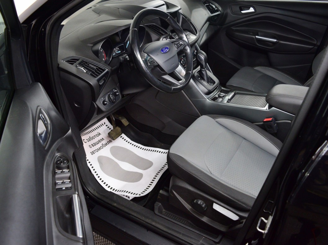 Ford Kuga Trend Plus 1.5 АКПП фото 9