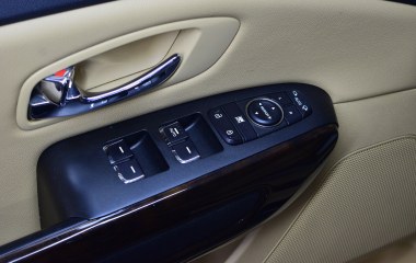 Kia Carnival 2.2 АКПП превью 17