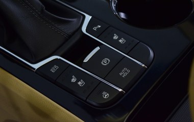 Kia Carnival 2.2 АКПП превью 24