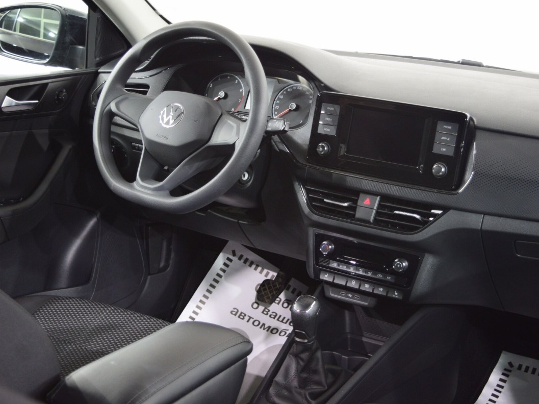 Volkswagen Polo 1.6 МКПП фото 17