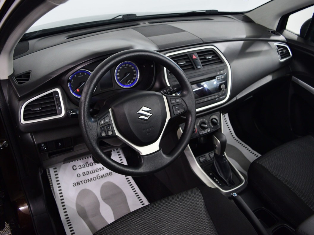 Suzuki SX4 GL 1.6 CVT фото 14