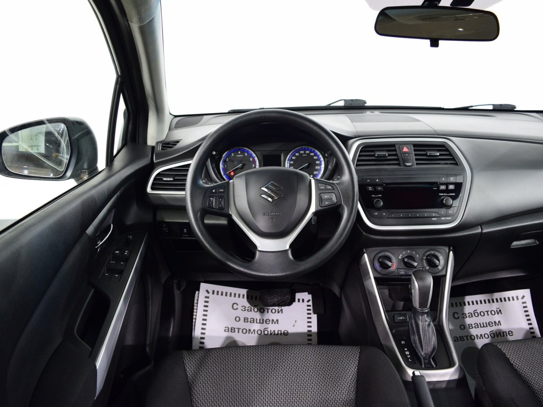 Suzuki SX4 GL 1.6 CVT фото 15
