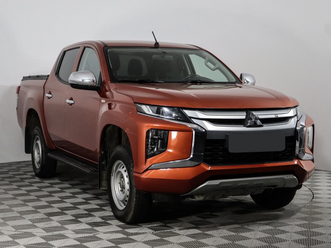 Mitsubishi L200 Invite 2.4 МКПП фото 1